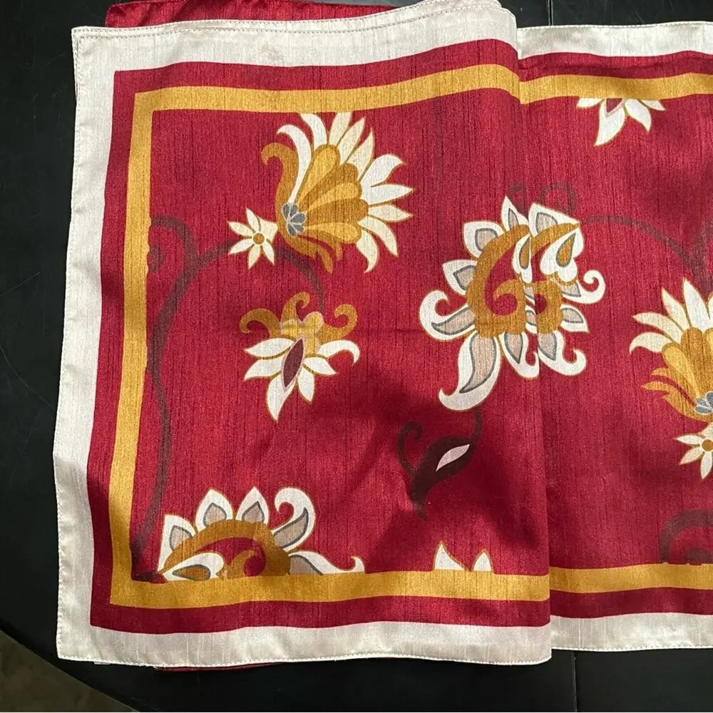 NEW Z Gallerie Silk Blend Floral Rectangular Placemats 20”x14” Set 4 Cranberry